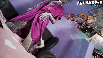 Ink covered beauty’s livestream featuring anal fun