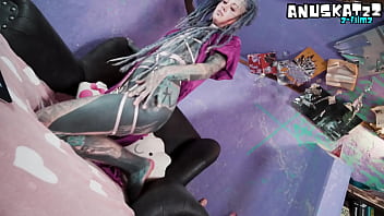 Ink covered beauty’s livestream featuring anal fun