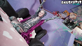 Ink covered beauty’s livestream featuring anal fun