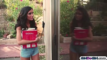 Kristen Scott Licked N Facesitted By Her Study Friend Naomi thumbnail