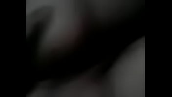 Mostrando ese culo y la concha