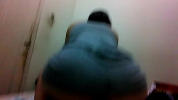 Me cojo a mi vecina que vino a prestarse dinero