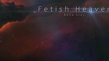 Bella hotel room blowjob