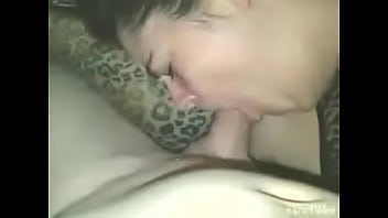 Shes gobbleing my yard stick