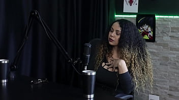 Falou sobre sua coleção de peixes se diverte com a humilhação entrou na pornografia por falta do que fazer charlottye watch sheer red