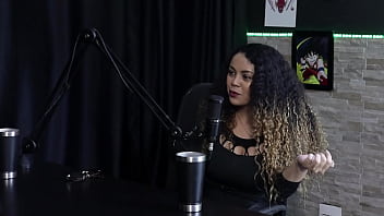 Falou sobre sua coleção de peixes se diverte com a humilhação entrou na pornografia por falta do que fazer charlottye watch sheer red