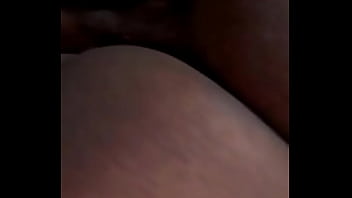 Safadona tomado banho