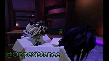 Me la cogo mientras preparaba el almuerzo