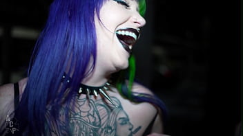 Two goth whores got invited to famous singer house for a night cap