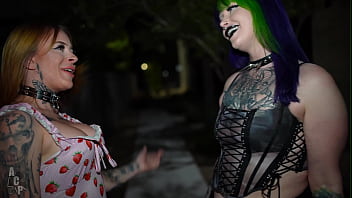 Two goth whores got invited to famous singer house for a night cap