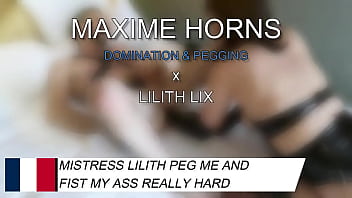 J’étais venu en bon soumis harnaché et excité et elle m’a offert ce dont je rêvais un fist brutal un god