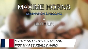 J’étais venu en bon soumis harnaché et excité et elle m’a offert ce dont je rêvais un fist brutal un god