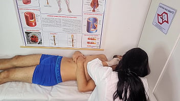 Enfermeira faz paciente ter ereção muito dura