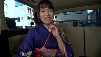 成人式帰りのgカップ爆乳処女20歳 無料記念撮影と称して中出し撮影2