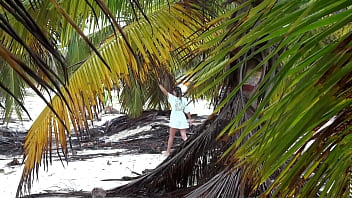 Couple holiday video #6 pissing and bj in the rainforest authentic couple