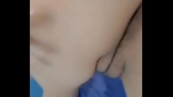 Que rico me toco y grito de placer por la rico que la estoy pasando