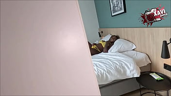Ebony xeinna rose pillada y follada mientras se estaba grabando un video de masturbacion para un fan Ebony xeinna rose pillada y follada mientras se estaba grabando un video de masturbacion para un fan