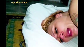 Contratou o pintor para pintar a área da churrasqueira