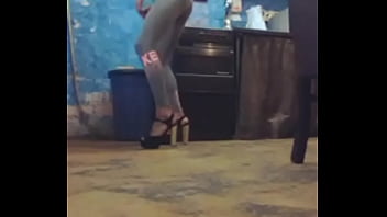 Sexy Tv De Closet thumbnail