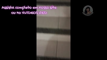 Amigo pauzudo combina com marido e faz surpresa pra casada safada Amigo pauzudo combina com marido e faz surpresa pra casada safada