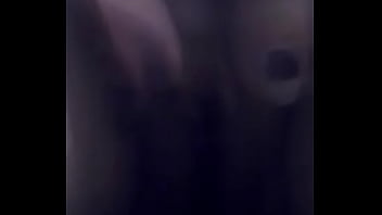Adriana Masturbandose En El Baño thumbnail