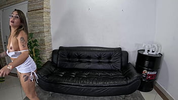 Aqui na mansão é festa todos os dias com várias gostosas