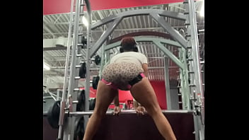 Short shorts meet fat ebony ass