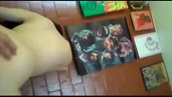 Le fascina cabalgar mi verga siempre que la saco