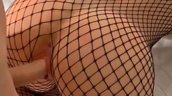 Su pene entra sin problemas