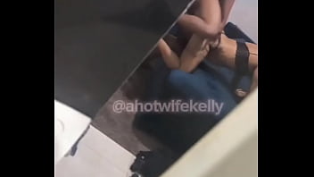 Fizemos uma brincadeira e surpresa onde o intuito era a kelly fazer uma surpresa para mim né só que acabou que eu surp