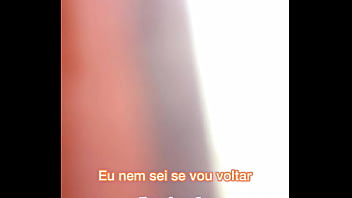 Cantor mostrando seu talento