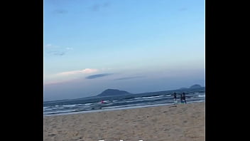 Cantor mostrando seu talento