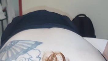 Ganhei um boquete e uma punheta até eu gozar muita porra