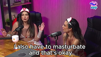 Três morenas se pegando