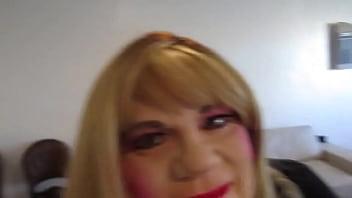 Getting ready with ts aliza breeze we have a gentleman caller cummimg by