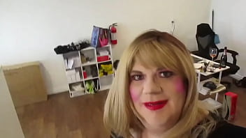 Getting ready with ts aliza breeze we have a gentleman caller cummimg by