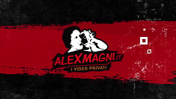 Maria leaves husband and give her pussy to the people