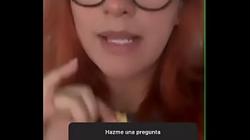 Cecy hace un video para sus fans