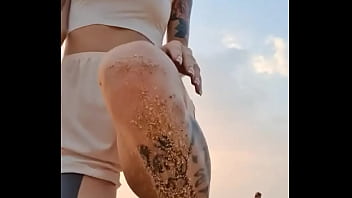 Это тоже сделаешь адалт контентом