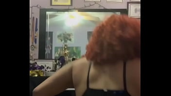 Twerking big booty hoe Twerking big booty hoe