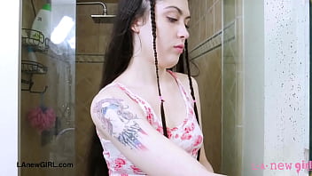 Sizzling hot brunette enjoys a sensual bath