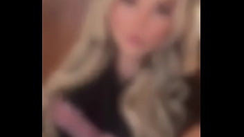 Day 3 of my mini brat vacay~ almost time for limp bizkit~only dm ready to spurt £hundreds so me and my friends can l