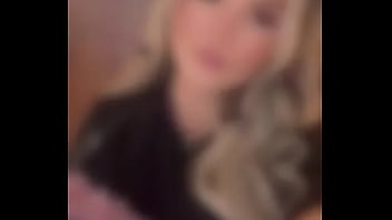 Day 3 of my mini brat vacay~ almost time for limp bizkit~only dm ready to spurt £hundreds so me and my friends can l Day 3 of my mini brat vacay~ almost time for limp bizkit~only dm ready to spurt £hundreds so me and my friends can l