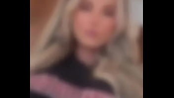 Day 3 of my mini brat vacay~ almost time for limp bizkit~only dm ready to spurt £hundreds so me and my friends can l