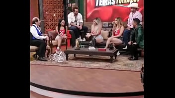 Gira de medios junto a barbaramontxxx y renatamendozax pra mundoxoficialluego ya le hismea os que día nos ven al aire