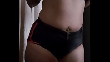 Tetas baile y música