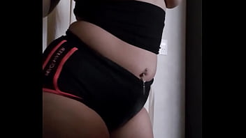 Tetas baile y música