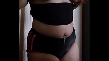 Tetas baile y música