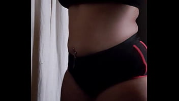 Tetas baile y música