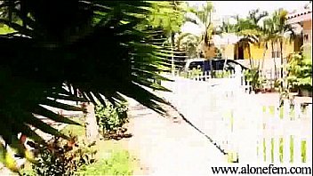 Kinky girl put all kind of strange stuff in her pussy mov 01